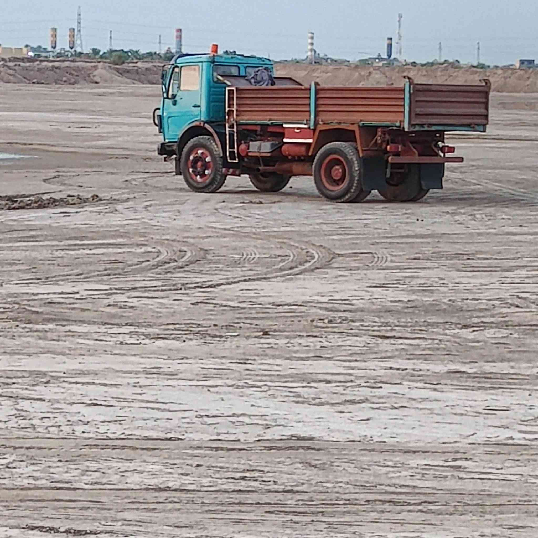 السلام عليكم البي البيع مديل 75مكينه25كير 25بلدكلاب***********
