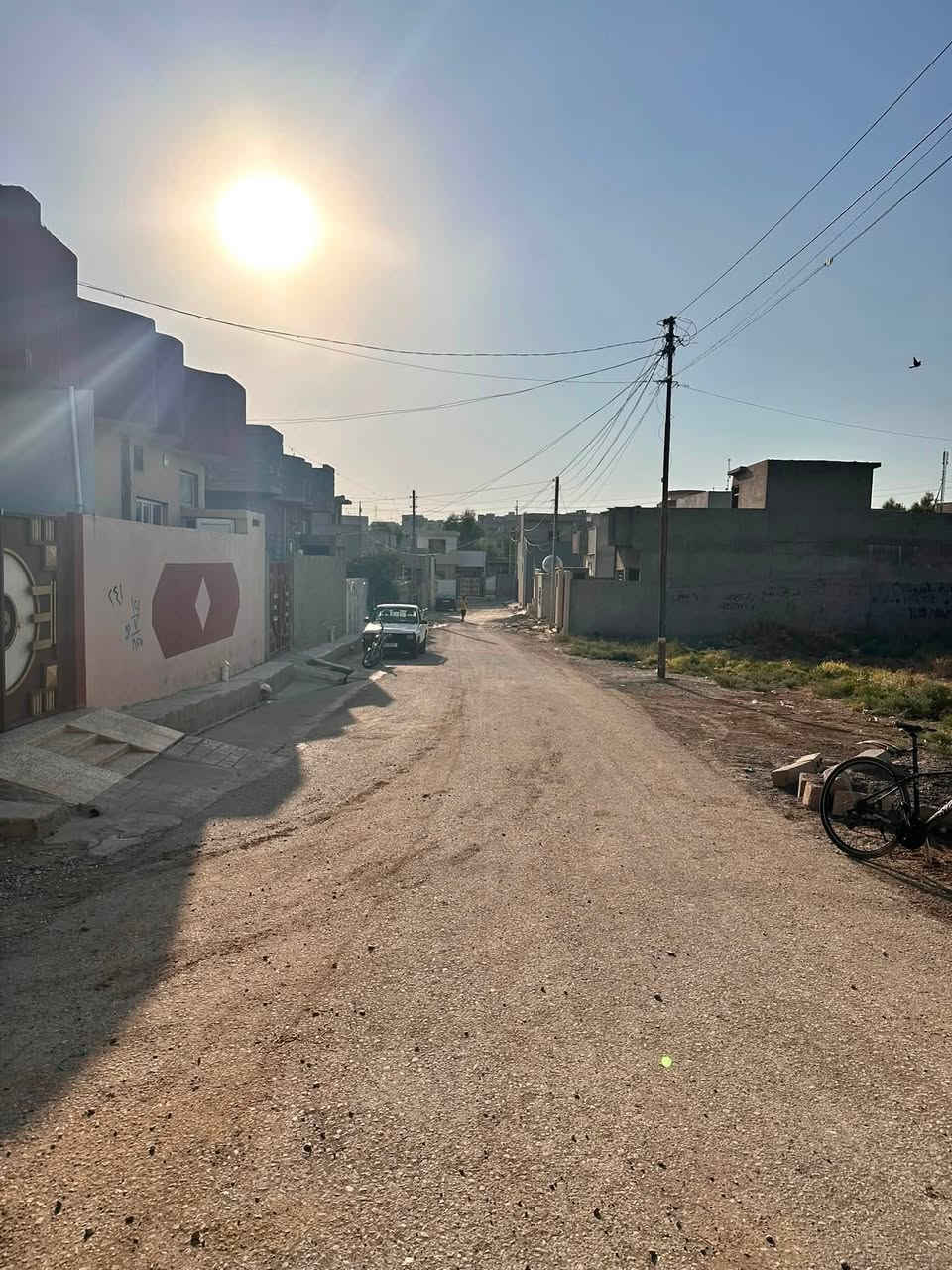 هيكل للبيع بل اقصاد القوسيات مدخل أسوق ابو علي خلف ماركت حي الزيتون مساحه 120 متر
كامل خدمات ماي و كهرب و قريب عل تبليط تفاصيل البيت غرفتين نوم و هول و مطبخ و ستقبال و صحيات داخل و خارج بناء حديث نضام دكتات اساس بادلو 
سند زراعي 25 حق التصرف وبي وصل بلديه السعر و الاستفسار خاص او اتصال ال كورك بي واتساب 
*********** 

‭***********‬
