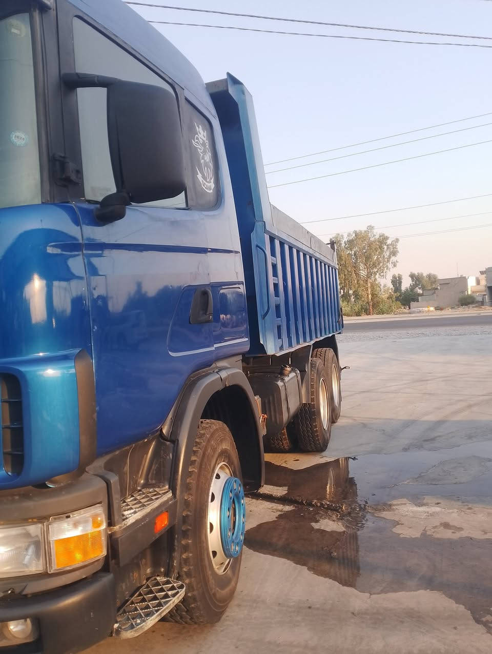 سلام عليكم للبيع إسكانيه بومه موديل 2001مكينه محرك 420كير3*3شاصي طويل بيلادي مجموعه تيارات جديد 
مكفوله كفاله عامه سعر 245مجال
***********كورك  ،واتساب                                       
***********
