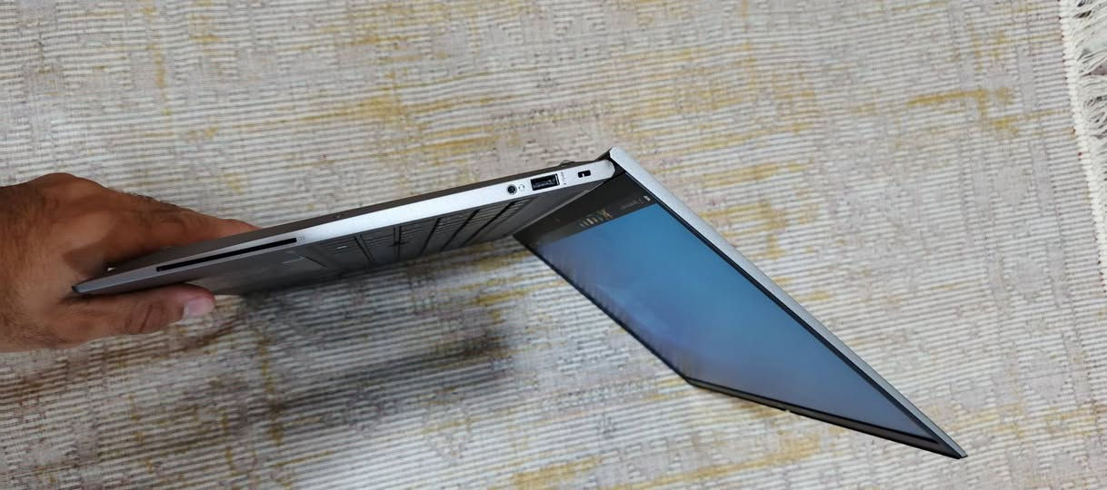 zbook hp💻
البصرة الزبير
السعر 550 قفل
#للتواصل واتساب 📱***********
التفاصيل
​الموديل: HP ZBook Firefly 15 G7 Mobile Workstation
​المعالج (CPU): Intel Core i7-10810U @ 1.60GHz (جوانب الأداء وسرعة المعالجة ممتازة للأعمال الهندسية والدراسة).
​الرام (RAM): 16GB (بحجم 16384 MB).
​الشاشة: 15.6 بوصة بدقة عالية IPS.
​كرت الشاشة (GPU):
​كرت مدمج: Intel UHD Graphics.
​كرت خارجي هندسي: NVIDIA Quadro P520 (مخصص لبرامج التصميم والهندسة).
​نظام التشغيل: Windows 10 Pro مفعل.

