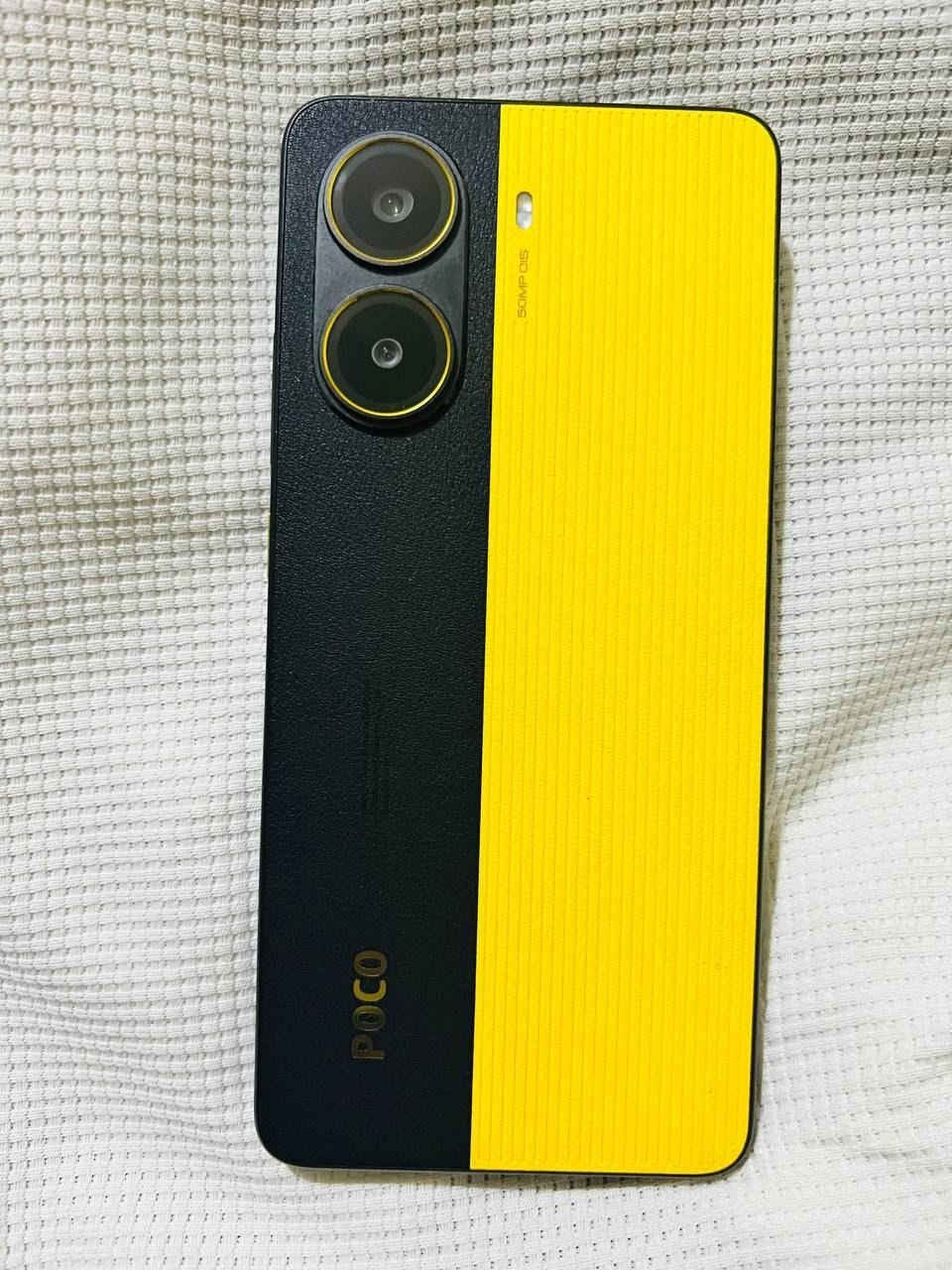 📱 للبيع POCO X7 Pro 🔥

🔹 المعالج: MediaTek Dimensity 8400-Ultra بدقة تصنيع 4nm
🔹 الرام: [24] GB
🔹 الذاكرة: [512] GB
🔹 الشاشة: AMOLED 6.67 إنچ – دقة 1.5K – 120Hz
🔹 الكاميرا الخلفية: 50MP مع مثبت بصري OIS + 8MP Ultra Wide
🔹 الكاميرا الأمامية: 20MP
🔹 البطارية: 6000mAh 🔋
🔹 الشحن: 90W سريع جداً ⚡
🔹 الشبكة: 5G
🔹 بصمة داخل الشاشة + فتح بالوجه
🔹 ستيريو مزدوج مع Dolby Atmos 🔊
🔹 NFC + IR
🔹 مقاومة ماء وغبار IP68
🔹 النظام: Xiaomi HyperOS 2

📦 الجهاز:مستعمل ونضيف
📦 العلبة والشاحن:موجود
🔋 حالة البطارية:ممتازه جداً 
✨ الحالة:ممتازه جداً
💰 السعر:430وبي مجال

للاستفسار عبر الرقم ***********
