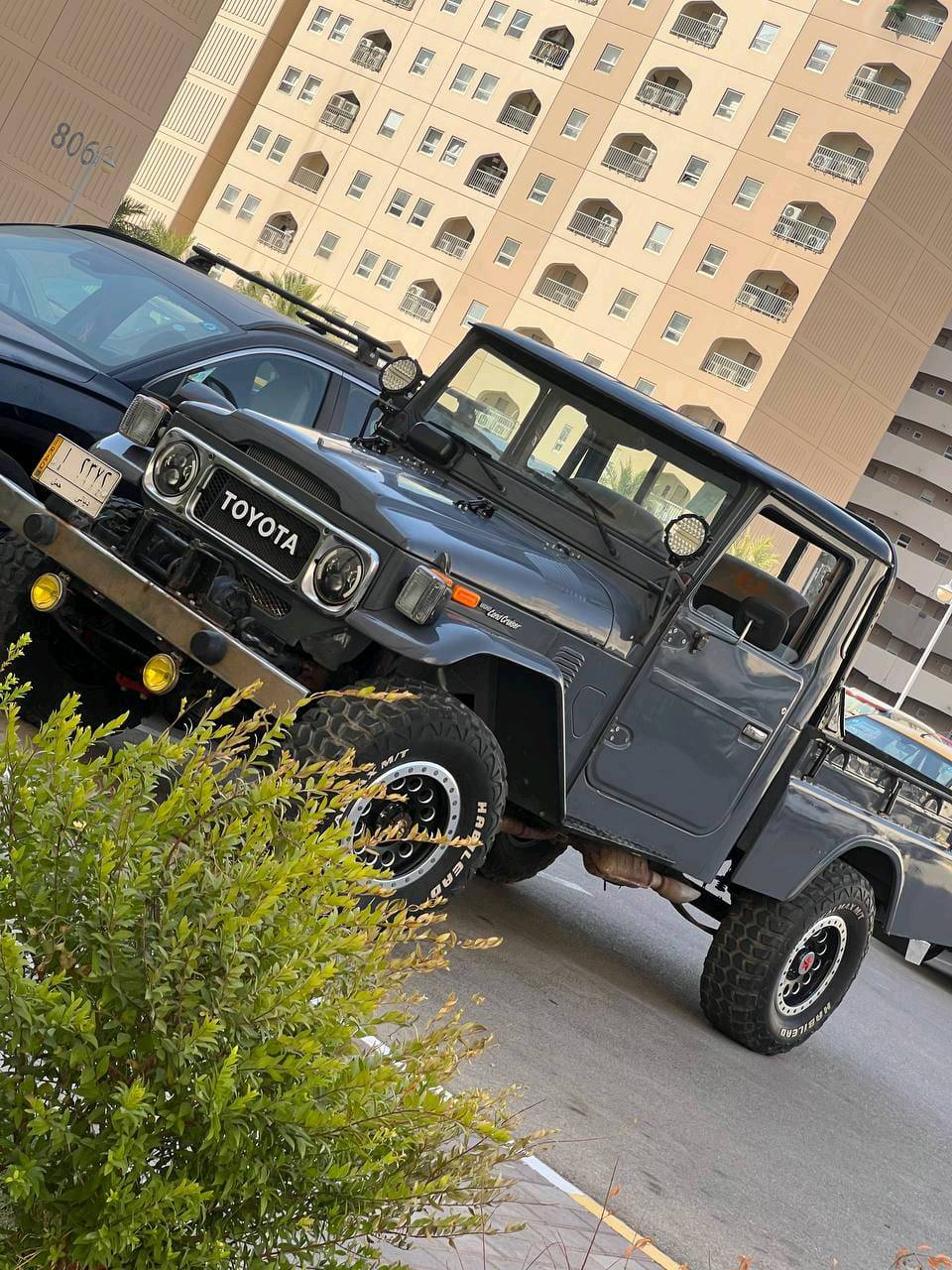 للبيع لاند كروز تويوتا موديل 1979 رقم ديالى السيارة كاملة وبيها نظام چوبلس صعود ونزول وهوك سحب سعرها 110 وبيها مجال للشراي 
مكاني مجمع بسماية السكني 
***********
***********