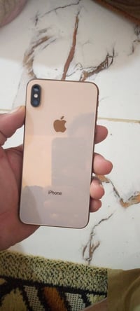 ايفون XS • قافل • ابي الخصيب
