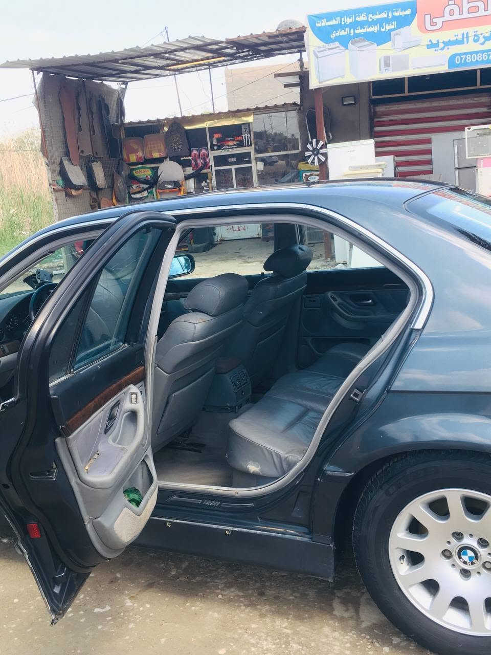 bmw كاسحه موديل ١٩٩٨ محدث ٢٠٠٠

 اصل ٧٣٥ مكينه ٤٤ داينمو مي ٨ سلندر
 فول مواصفات
 دبل جام فتحه بالسقف
جنطه شفط
بردات بلاديه
تبريد قطعتين
شاشه قلاب
كشنات كهرباء
رقم سليمانيه دولي بإسم صديقي
بيها نواقص بسيطه ابيع عله هذا الوضع
سعرها ٦٠ و بيها مجال للشراي
مكاني بابل محاويل
للتواصل *********** واتس اب
