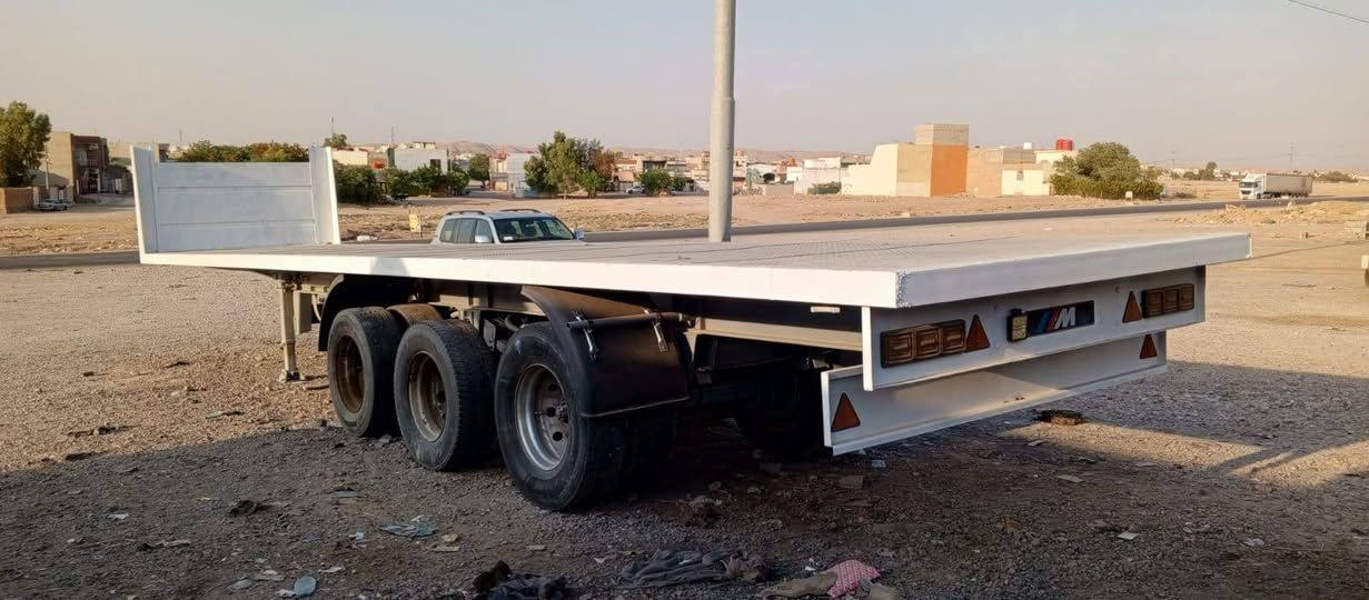 عربە المانیە للبیع
***********
۳  محور     دبل تایر
بدون فصل و ربط بدون منفست
فحل (سبرنگ)
دناکیر ۱٤
کهربائیە و جک وشاصی و حدادیە بشرط
