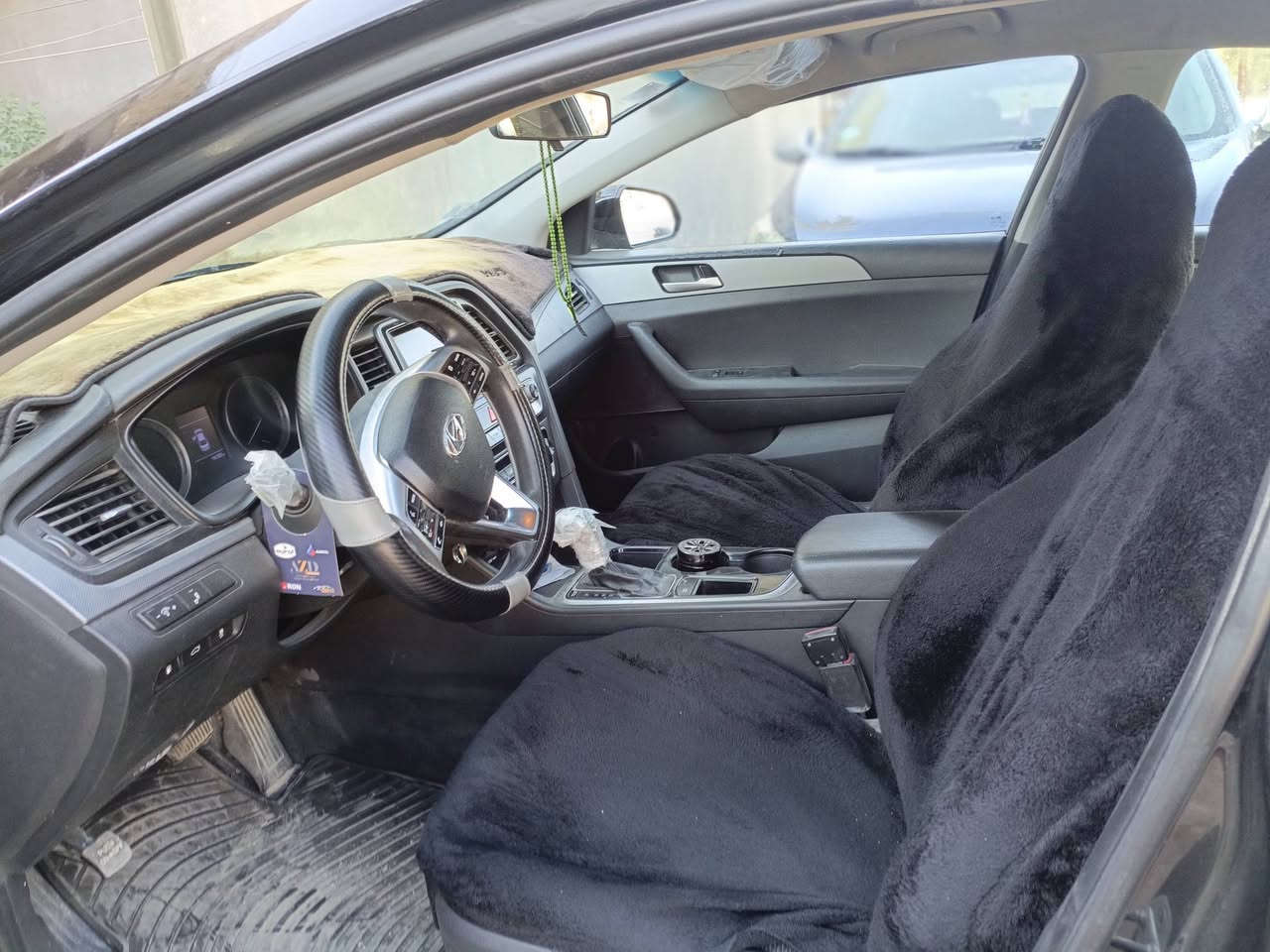 سوناتا 18 بغداد باسمي كير محرك تبريد كهربائيات كلها مكفوله بيها ثلاث قطع صبغ مكاني بغداد رقم الهاتف ***********/بي واتساب السعر 105/وبيها مجال
