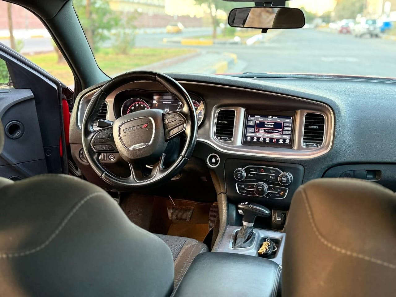 جارجر 2022 SXT

🚗 DODGE Charger SXT 2022 🚗

📍 وارد أمريكا – نظافة عالية

🔧 المواصفات:

* محرك 6 سلندر سعة 3.6 لتر
بدون ايرباك السياره جديده بدون اي دواخل

* العداد: 54,000 ميل فقط

* جاملغ والباب خفيف (غير مصَلّح – على وضعه)

* #السعر_245_ورقة بيها مجال قليل 

📦 الميزات:

✅ كاميرا خلفية

✅ مستشعرات وقوف خلفية

✅ مراقبة النقطة العمياء

✅ مصابيح زينون أمامية

✅ تشغيل عن بُعد

✅ مقاعد خزن وتدفئة

✅ تدفئة مقود القيادة

✅ شاشة وسطية

✅ بصمة تشغيل

✅ نظام Apple CarPlay

🚘 السيارة جداً نظيفة وجاهزة للاستخدام

العنوان: بغداد -حي القاهرة قرب جسر البنوك 

📞 للاستفسار والتفاصيل:

***********

