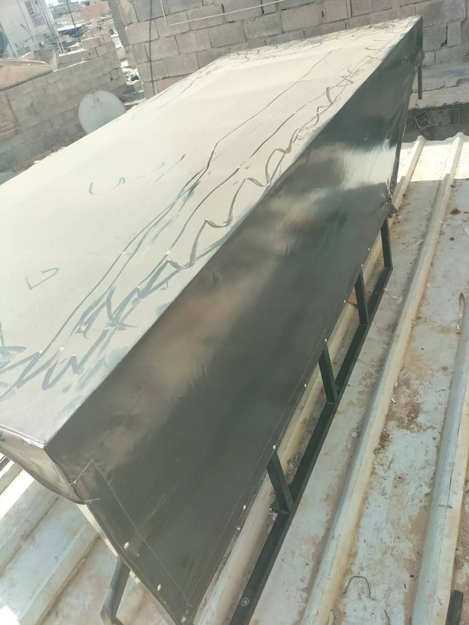 محجر ستوتة للبيع مع جادر اصلي
كامل مع المرايات جديدة وبراغي المحجر

مكاني بغداد الرشاد

الشراي يتصل***********
