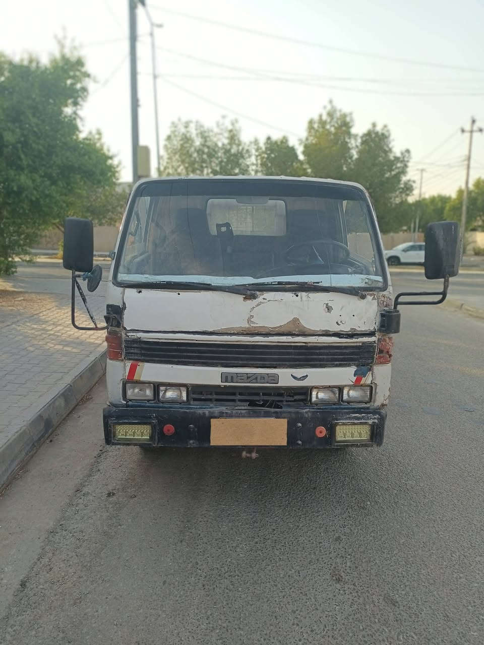 السلام عليكم  مازدا قلاب مديل80 رقم بغداد الماني سنوية لـ27
مشروع وطني حصه كاز 40 لتر مكان السيارة كربلاء السعر 45 وبيها مجال للشراي رقم ***********
