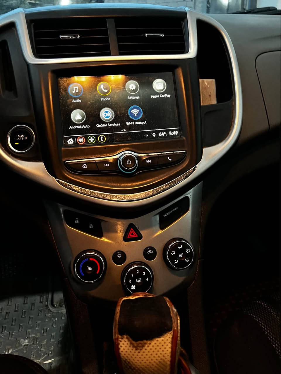 Sonic 2018  LT 1.4 Turbo
سۆنیک ٢٠١٨
دوو پارچە بۆیاغ بێ ناوگرتن و بێ ئێرباگ
٤ دەرگا بەسمە
شاشە گەورە و کارپلەی
سوکان ڤۆلیۆم 
کوشن کارەبا و هیتەرە
٨٧،٠٠٠ مایل ڕۆشتوە
سەنەوی بە ناوی خۆمانە تا ٢٠٣٠ 
نرخی 70$ و معامەلەیە

گەر موشتەری پەیوەندی بکەن بە 
***********
*********** رانية, السليمانية
