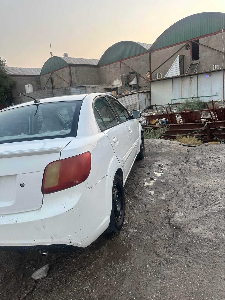 سلام عليكم كيه ريو مديل ٢٠١١ رقم جديد بصره تحويل ثاني يوم بيه مدكر خلفي صفحت الصدر صبغ اثر جراد بدون ضربه والباقي مكفول شوف العين تبريد حداده مكينه كير كله جاهز 
 السعر ٧٨ وبيها مجال 
العنوان /بصره المطيحه  
الاتصال 
*********** 

‭+٩٦٤ ٧٧١ ٢٦٩ ١٥١١‬ البصرة, العراق

