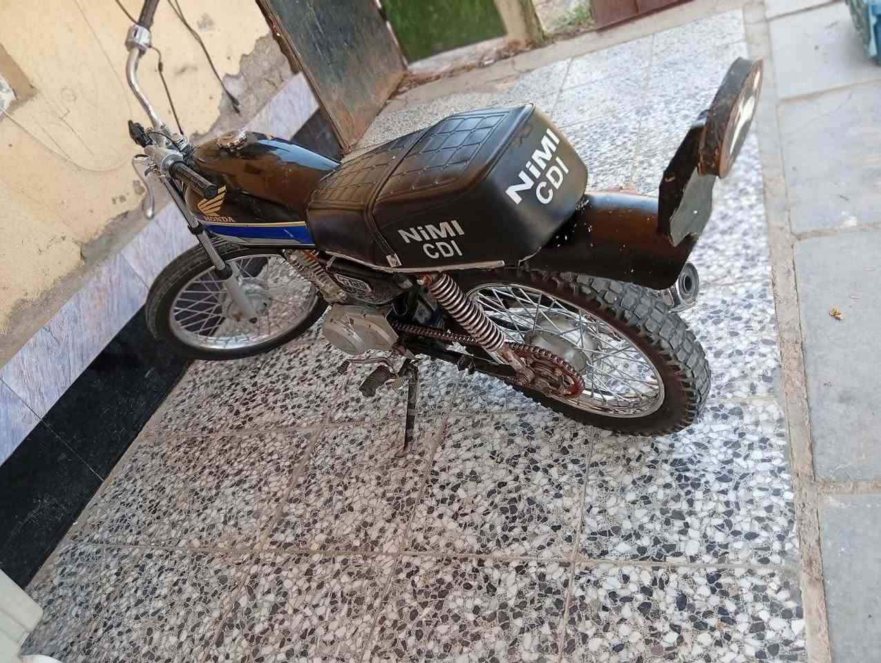 حربي كفاله عامه البيع سعره 275بيه مجال بصيط بابل الهاشميه هاذه رقمي ***********
