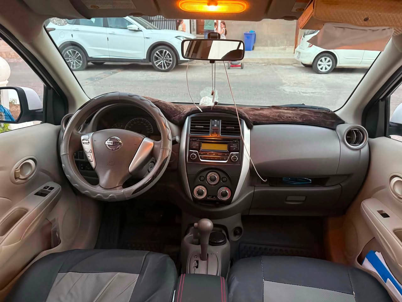 السلام عليكم
نيسان سني هندي 2018
كير محرك تبريد بشرط 
ضرر شبر بارد باب السكن ورصعات بل صندوك شي قليل 
رقم أربيل بسمي شرط التحويل 
مكان السياره كركوك سعر 105 
للاتصال 

‭***********‬
 ‭***********‬
