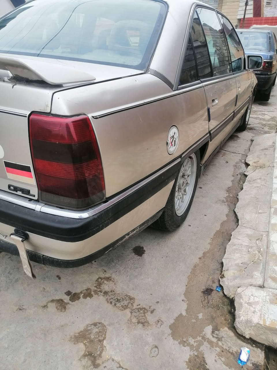 اميكا موديل ٩١ سياره تبريد تدفه السعر  ٤٠ وبيها مجال ***********
