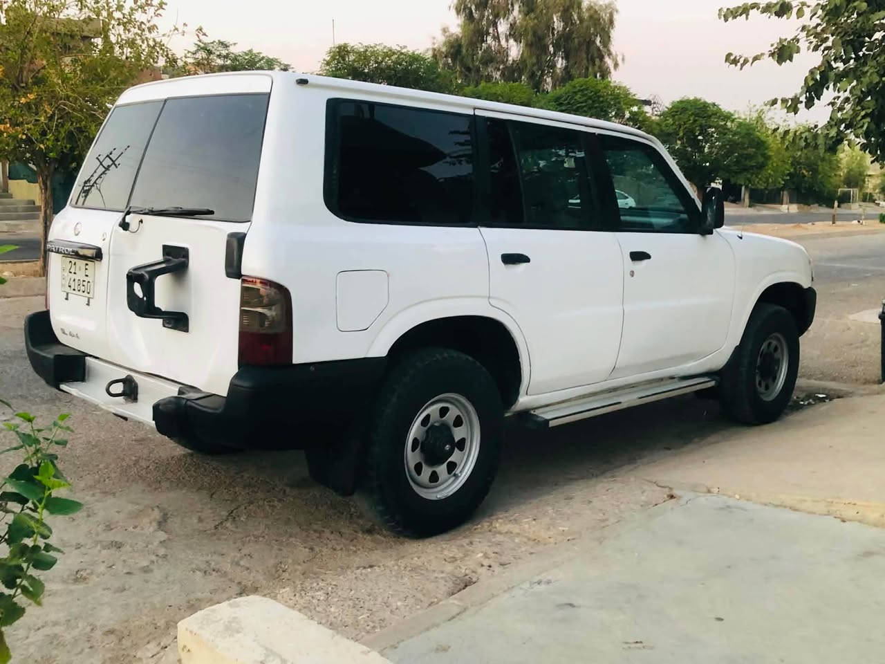 Nisan patrol 2002
نیسان پەترۆڵ سیستەمی غازي بۆبەستراوە 
مۆدیل ٢٠٠٢
گێڕو مەکینەو ئەکسل و تەبریدو دەبڵ ئەکسل و هەموو گیانی بەشەرتی لای فیتەر سەنەوی تازەیە تا ٢٠٣٠چوار پارچەی بۆیاخە بئ دەعم نمونەیە 
سعری ٧٥$
***********
*********** شمشمل, السليمانية
