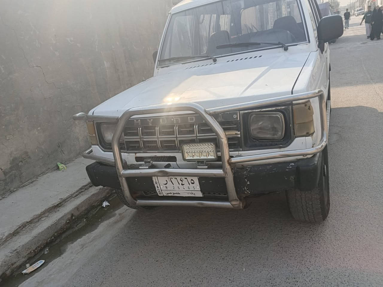 سلام عليكم سياره كالوبر موديل 1996
رقم بغداد مكينه ونجي اربعه تخم تاير كهربائيات شغاله 
***********
