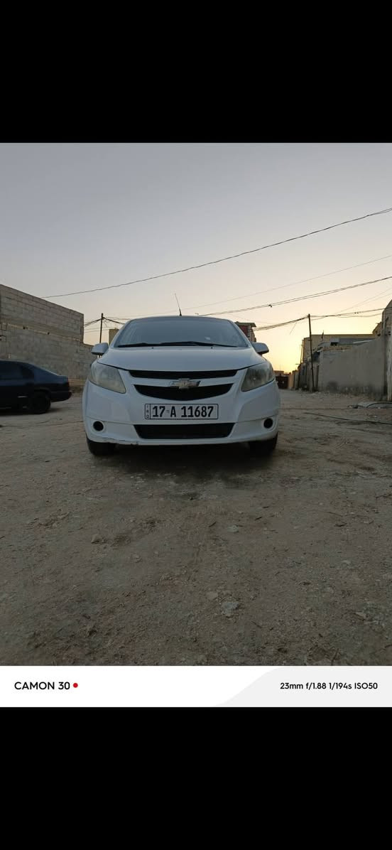 شفرليت سايل موديل ١٢   كير عادي   بيع او مراوس 
رقم مثنى انكليزي باسمي شخصيا 
سنويه جديده لسنة ٢٠٣٠ 
كهربائيات محرك كير حداديه تبريد ثلج شرط 
مكينه ١٤٠٠ بلاد مامفتوحه 
بدي مكفول من صبغ والمعجون فقط دحجات بيها بسبطه 
جام كهرباء كلهن شغالات
حداديه توها مبدل امامي وخلفي ومشط جديد 
 باتري جديد عبوة جديده بلكات منظومه بانزين كلها جديده 
مكاني السماوة  
السعر ٥٠ وبيها مجال 
***********
