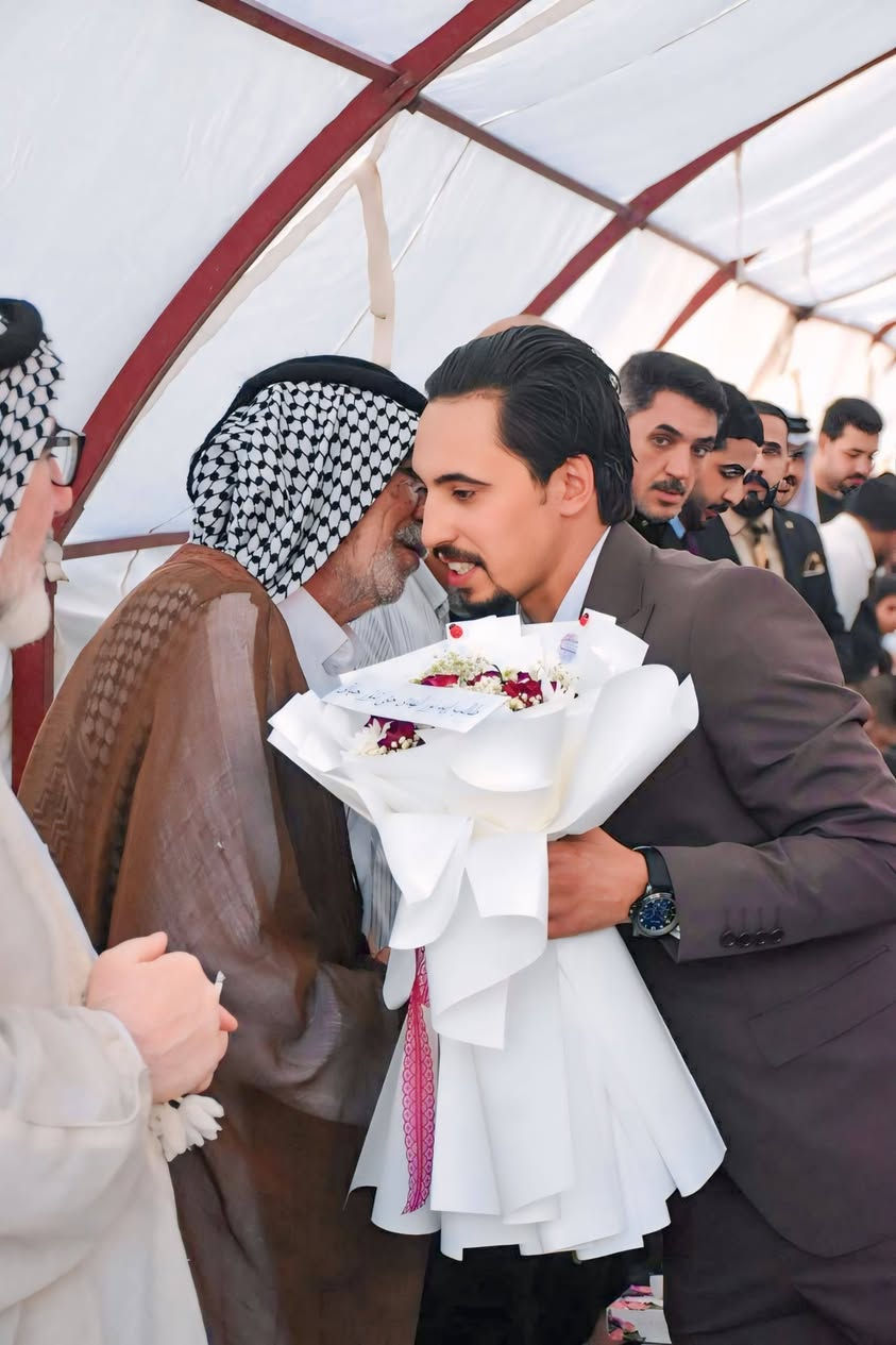 "أجمل التبريكات والتهاني المحملة بالورد بمناسبة الخطوبة، ألف مبروك."
"خطوبة مباركة، وعقبال الفرحة الكبرى بالزواج إن شاء الله." 

الاخ مؤمل رأفت عبد.  

المصور احمد رعد. للحجز ***********60 

باقي صور بقناتي التلي   

https://t.me/Ahmed_201020
