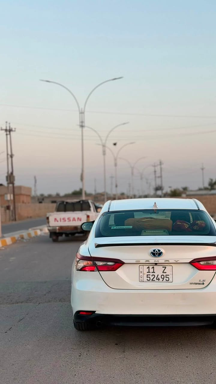 كامري هايبرد تكسي دبي
موديل اصل 2024
بسامي تحويل مباشر
السيارة ما ناقصها شي تبريد محرك كير
بطارية ممتازة 
برقمي بغداد
للسفسار اكثر ***********
السعر 145 وبيها مجال
