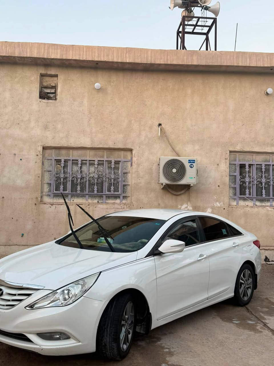 سوناتا٢٠١١ خليجي شركه العامه رقم بغداد تحول. كفاله بيه بس بارد واثر فابلون قليل  كفاله من الصبغ ماشيه ١٧٠ التبريد بي تنقيص غاز بس يشتغل طبيعي وبارد السعر١١٧وقابل للتفاوض مكان السياره بصره للاتصال ***********
