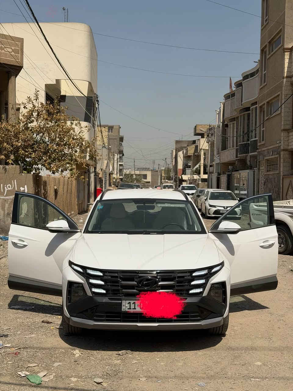 السلام عليكم
توسان 2025 خليجي للبيع 

السيارة ماشية 38 جديدة جدا استخدام شخصي كير مكينة جدد كفالة

(مكفولة كفالة عامة عدا PDR بل باب خلف السائق بسيط جدا )

فول مواصفات عدا البانوراما 
بصمة 
(صندوك كهرباء)
شاشة متصلة 
كامرة دوارة 
نضام ترحيب اشاير بل مري
قطعتين تبريد
لايت زنون بلادي 
هندبريك دكمة اوتو هولد
حساسات امامي خلفي  
بردات خلفية جام امامي اوتو 
داخل  بيجي 
دشبول دجتال
كراسي بيجي كهرباء 
انضمة قيادة 
تشغيل عن بعد 
شاحن لاسلكي 
و بعد بيهة مواصفات 

مكاني بغداد غزالية 

السعر 209 ورقة بي مجال بسيط

للاستفسار ‭***********
