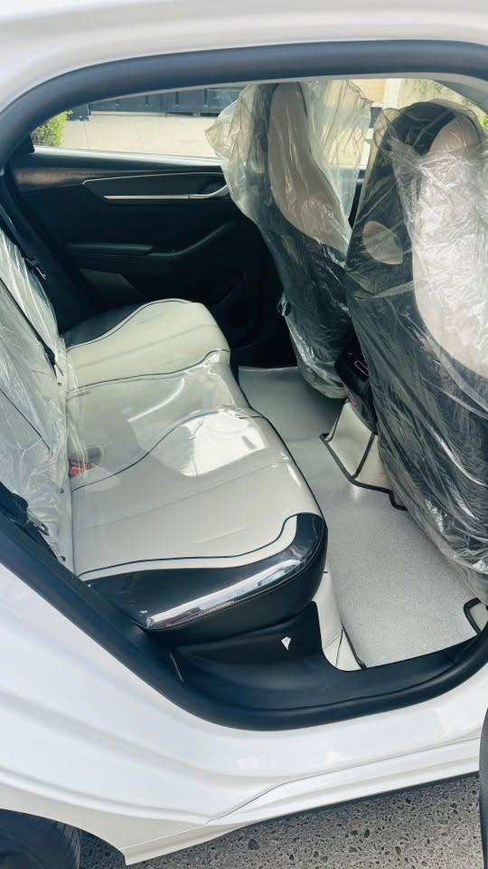 BYD دستروير للبيع ب
السعر  20 مليون وبيهة مجال 
بيهة طخة بسيطة جداً بالجاملغات الجهة اليمنة

وشبر بالبنيد 

ماشية 40 

***********

مكانهة بغداد الكرخ
