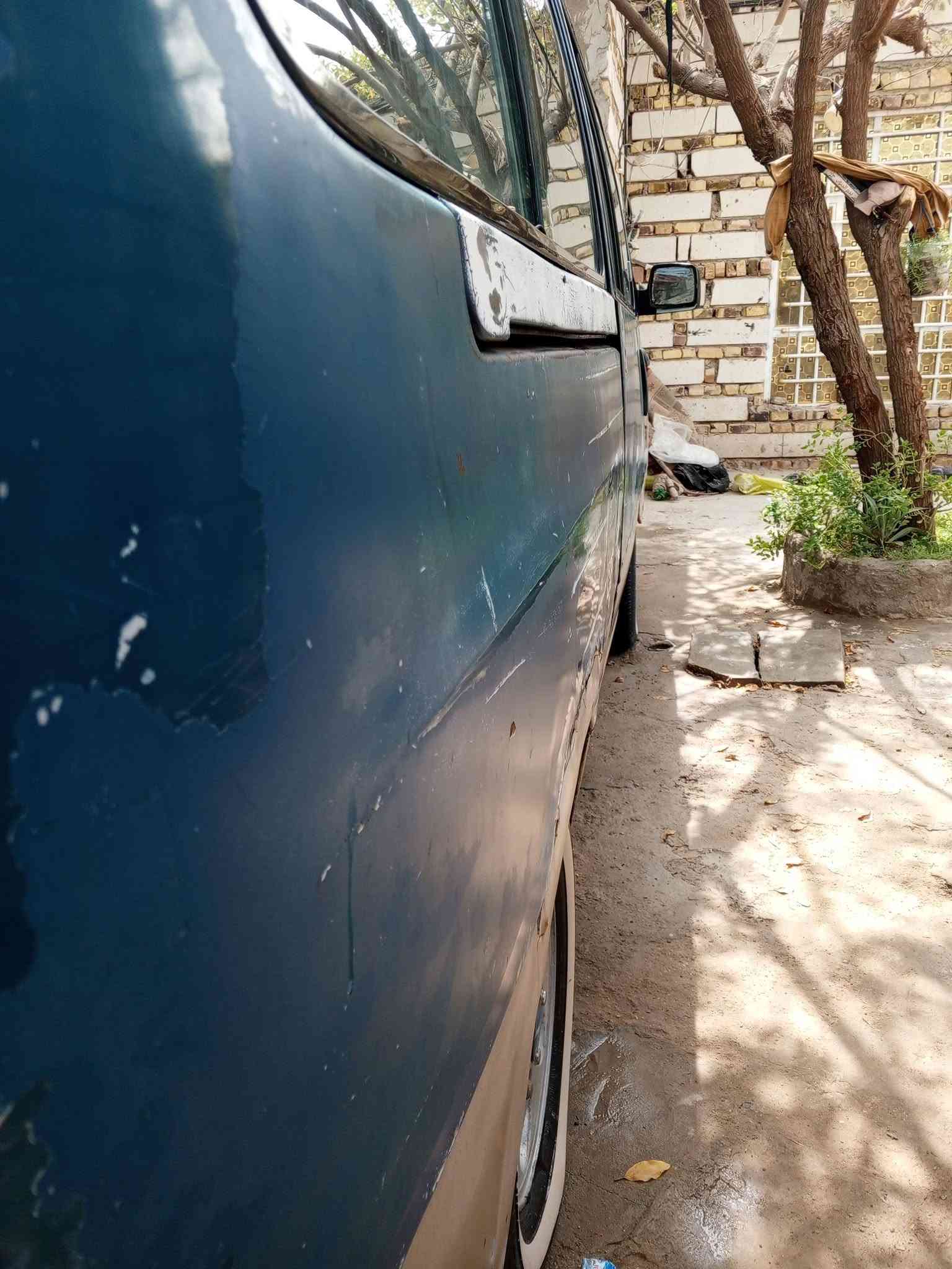 السلام عليكم سيارة بريجو للبيع رقم صدامي لمكينه بيه خيط بخار كلك ابيع جوم حديدالاكسن شرط ولكير شرط كهربائيات من لدعاميه لدعاميه شغالات بيع او مراوس ديوانيه قضاء الشامية ***********
