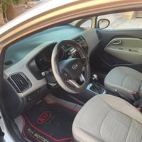 كيا ريو ٢٠١٥ خليجي بدون صبغ بيها بارد بالجاملغ الامامي محرك كير صدر تب...