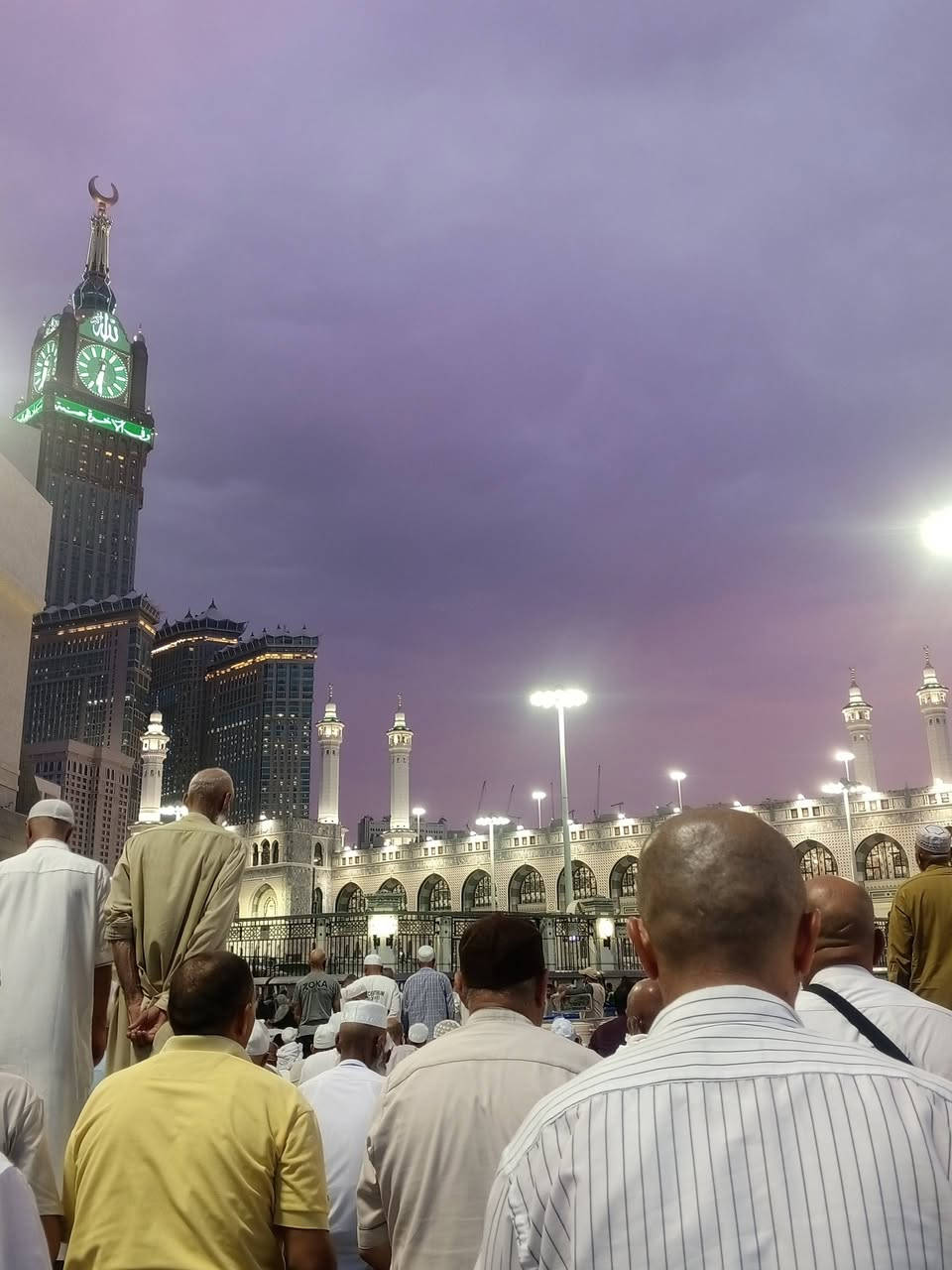 (بسم الله الرحمن الرحيم)
🕋 تعلن شركة البحر للحج والعمره عن برنامجها الأول 🕌 
🕋عمره مشياً على الأقدام 🕌 
🕋عمره بسعر خيالي 🕌
🕋عمره 475$ شارع أجياد فندق جادة أجيادإن شاء الله 🕌
🕋 وأيضاً 450$محبس الجن جهة السقائف 🕌
☝️ هذا مانقدمه الاخوتنا واعزائنا وكل الاقرباء والاصدقاء ولمن يريد الذهاب إلى بيت الله الحرام وزيارت المصطفى صلى الله عليه وسلم ولمعتمرينا الاعزاء وبتسهيل من شركة البحر للحج والعمره نعلن عن أستلام جوازات السفر لنهاية شهر تموز 🕋
 🕌 وكل الهلا بالأهل والأصدقاء والاقرباء وكل من يرغب بمرافقتنا 
🏢فنادقنا في المدينة المنورةمركزية🖌️
🏢 مكه المكرمه فندق جادة اجياد🌷💼هدايا الشركه💼
1-🥀أحرام رجالي 💐
2-✍️باج تعريفي ✍️
3-♥️رابطه نسائيه ❤️ 
4-💼جنطه  كبيره 💼
5-💼جنطه صغيره💼 
6-🍹 ثلاث وجبات طعام 🍋‍🟩
🚍باصات حديثة ومكيفة🥀
✍️ مرشد ديني ✍️ 
🌹زيارة قبر الرسول صلى الله عليه وسلم🕍زيارة الروضه 🕌
🌹الاحرام من ذو الحليفة(بيار علي) والتوجه الى مكة المكرمة لأداء مناسك العمرة 🕋 
🕋 في مكة المكرمة  🕋                   
🌹 مناسك العمرة وتشمل✍️
🕋 الطواف حول الكعبة المشرفه
🕋والسعي بين الصفا والمروة 
🥀والحلق أو التقصير🥀
🚶التوجه في الزيارة الى جبل عرفات🚶
🚍ثم المزارات كافة🚍

🤳 للاستفسارالاتصال بنا على الارقام التاليه 🤳
حسين الگعب ***********
         ***********
🏢 
🕋خدمة ضيوف الرحمن عزلنا🕌
