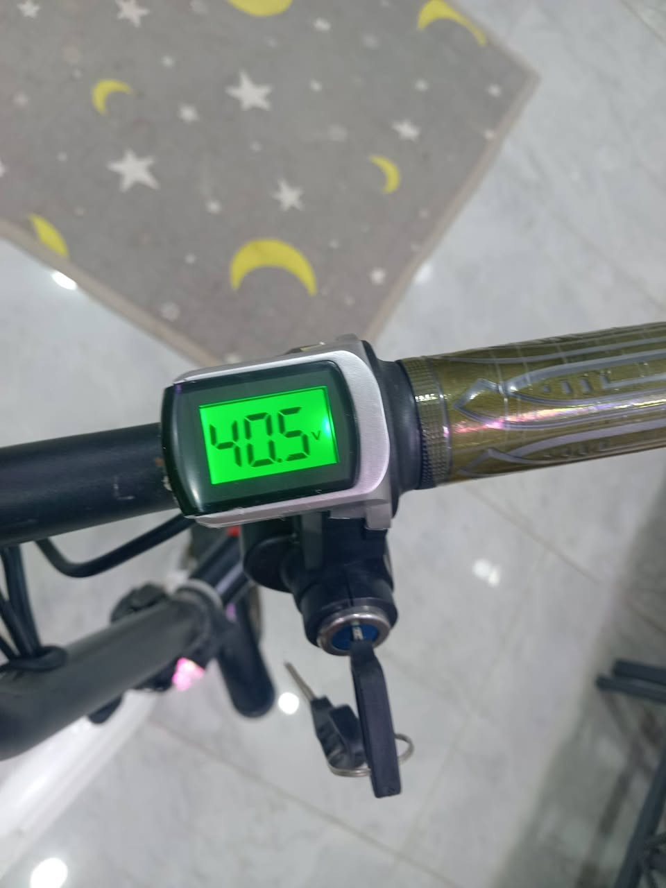 قطعه جدا حلوه ونادره

دراجه شحن امريكي باله  امزون برطاني 
شحن 36 فولت 
سرعه من 25 الي 30 
تحمل وزن 120 كم
تقطع مسافه 30 كليو متر بشحنه

متوفر عدد ثنين ابيض واسود
للبيع قيم بحق الله وخذها
رجا لحد يكسر بسعر بيسكل موعادي شحن 
اذا شراي اتصل ***********
