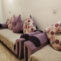 تخم نضيف للبيع عشر مقاعد  السعر 175 الف بي مجال 07735209538