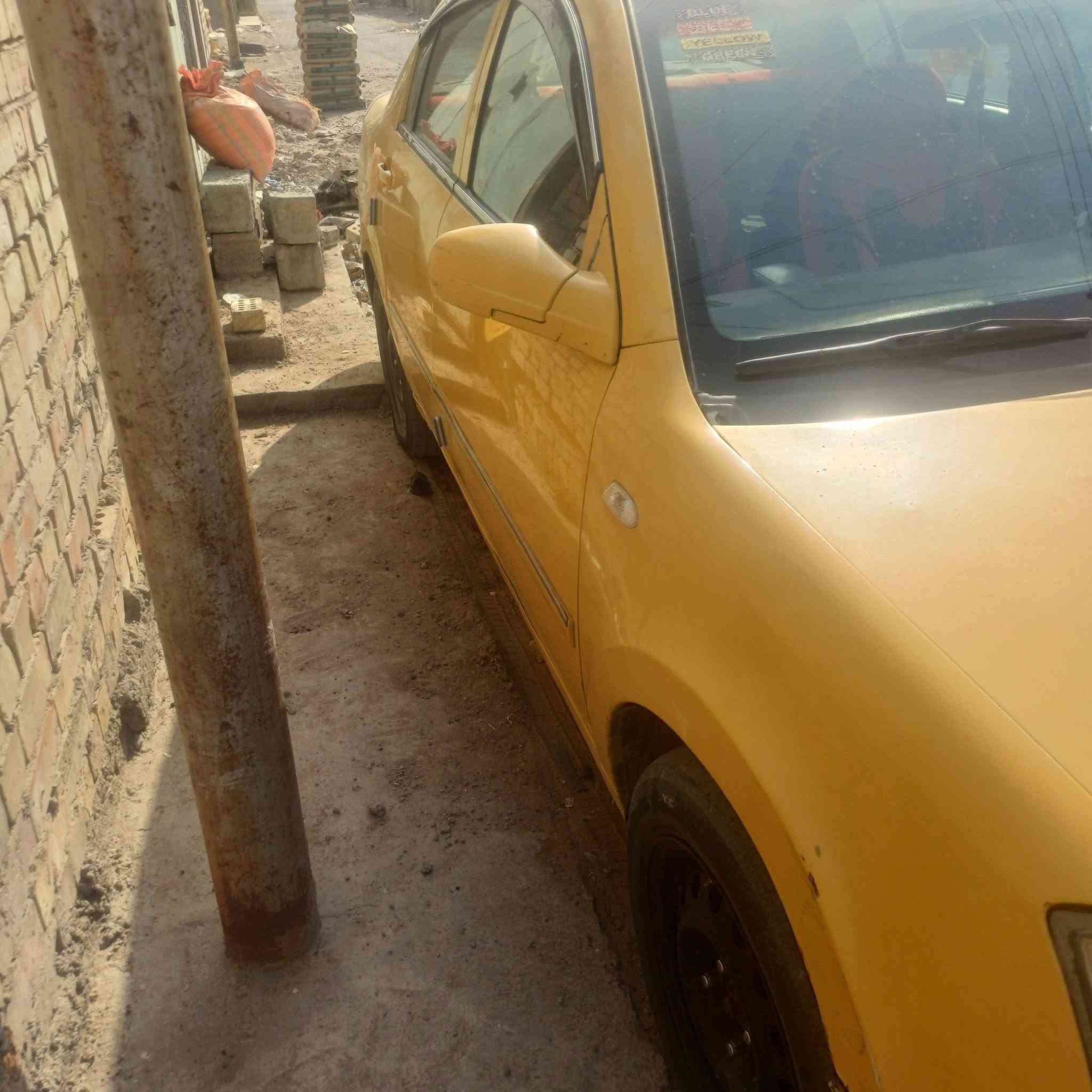 شيري a فايف موديل 2011
كير مكينه خير من الله 
سياره بيهه ملاحظات بسيطه الموجوده بل صوره 
تبريد عاطل   دبلات جدد الصدر عوزه شغلات بسيطه  تحويل ثاني يوم ما مطلوبه ربع السياره عنواني بغداد المعامل بستان سامي 
السياره معروضه 27 وبيها مجال 
***********
