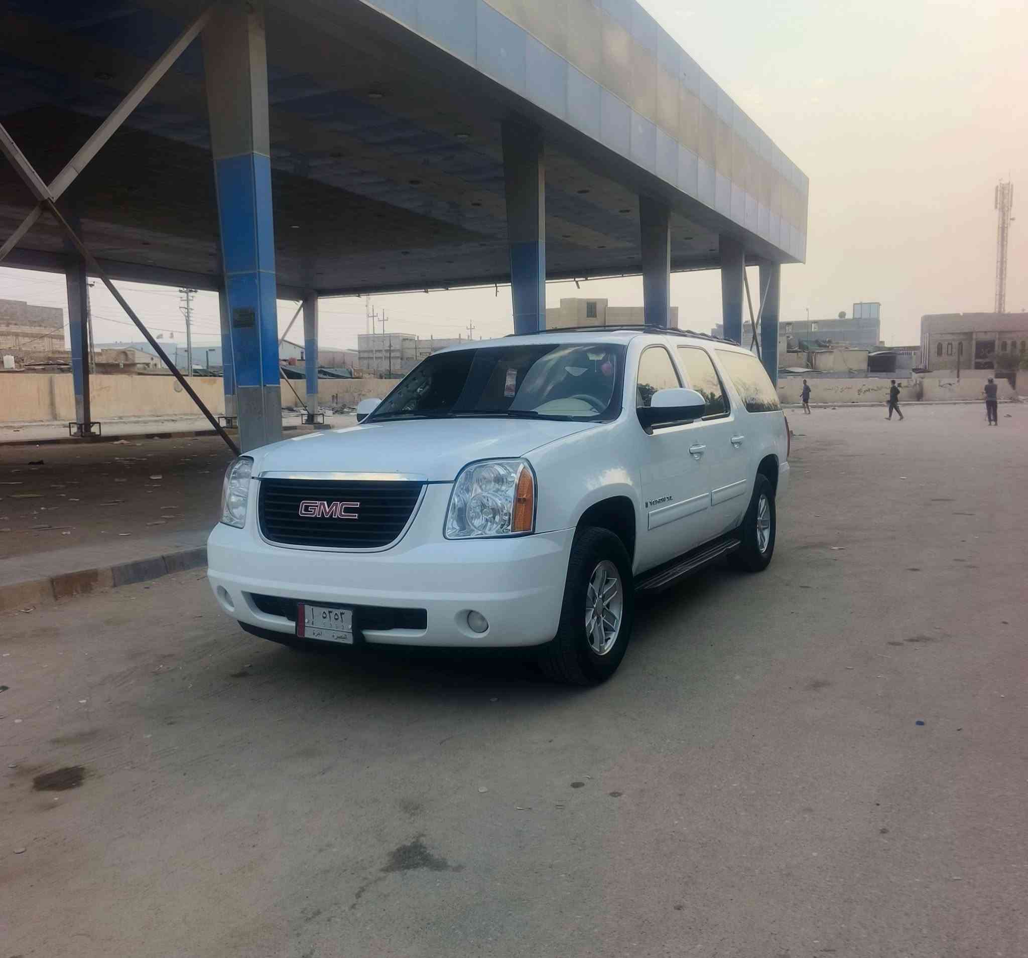 يوكن جمسي 2007 رقم بصره أجره
 مشروع وطني سنويه 2028
 كفاله عامه بدي وشاصي محرك وكير جدد
 حداده جديده تخم تايرتبريد ثلج دوشمه جديده 
مكاني بصره التصال ***********

نص مكتوب في الصور:
- CAMON 30 Pro 5G 23mm f/1.8 1/99s ISO719
- CAMON 30 Pro 5G 23mm f/1.8 1/100s ISO201
- ***********
