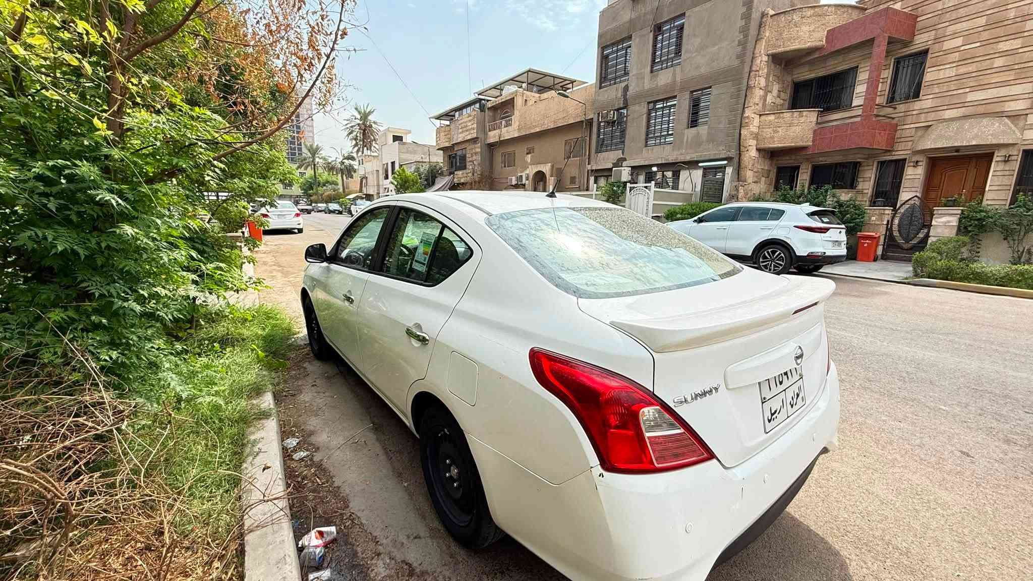 نيسان صني للبيع
فرصة للي يدور سيارة بيت اقتصادية وجاهزة للشارع:
- الموديل: 2021 | اللون: أبيض
- المشي: 105 ألف كم بس (ممشى حقيقي)
- الحالة: مكفولة كفالة عامة (محرك، كير، شاصي) والنظافة ممتازة، بيهه فقط خدوش بسيطة بالباب الخلفي.
-الرقم: أربيل (السنوية ساقطة قبل شهر - تحويل أو وكالة حسب رغبتك).
- المكان: بغداد - اليرموك
للتواصل والاستفسار:***********
