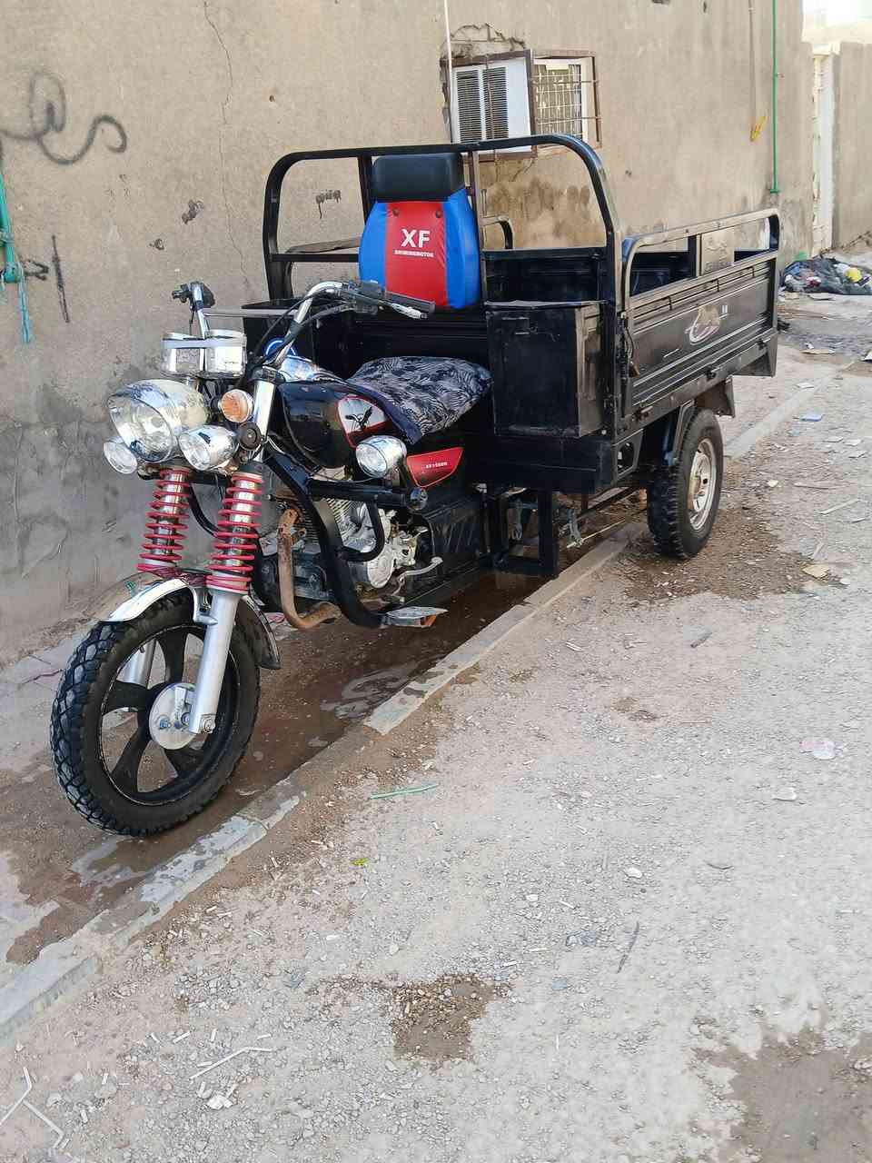 السلام عليكم للبيع موديل 21 محرك 22 اوراق اصولي***********
