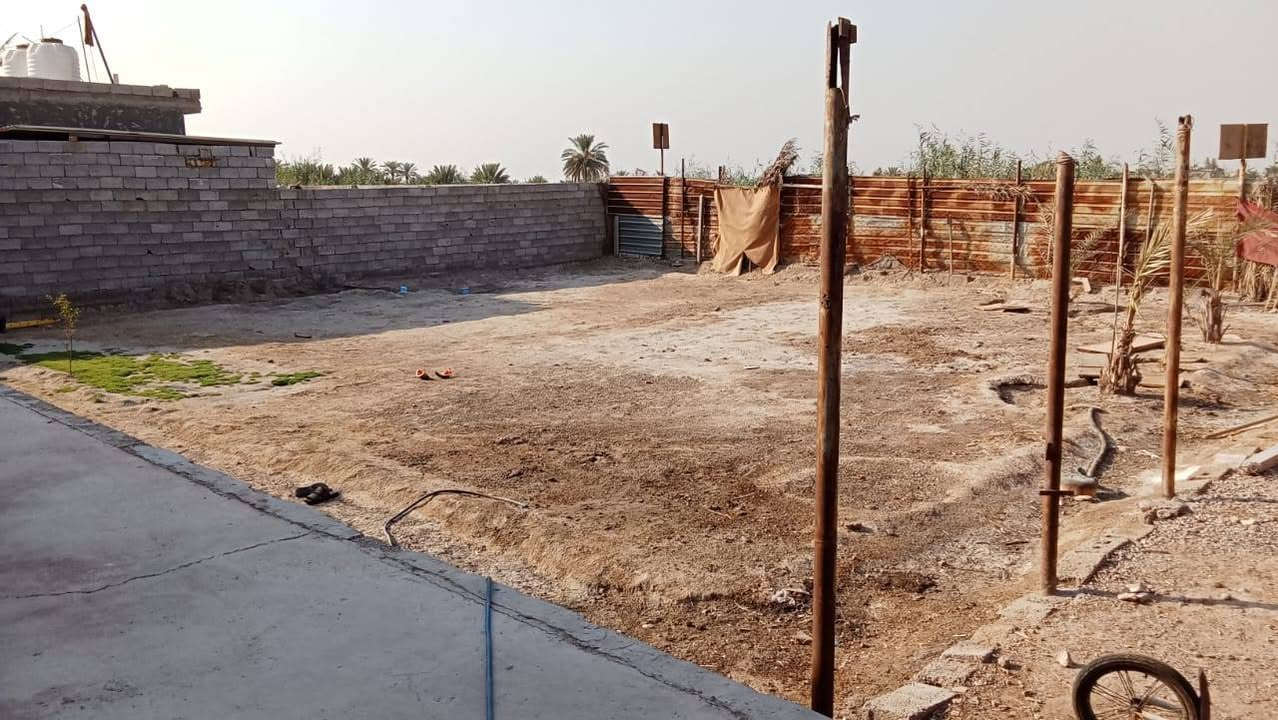 أرض للبيع مساحة 300متر،15 في 20،على الشارع البزل من جهة التمايمه الأستفسار الاتصال على الرقم الموجود واتساب موجود ***********
