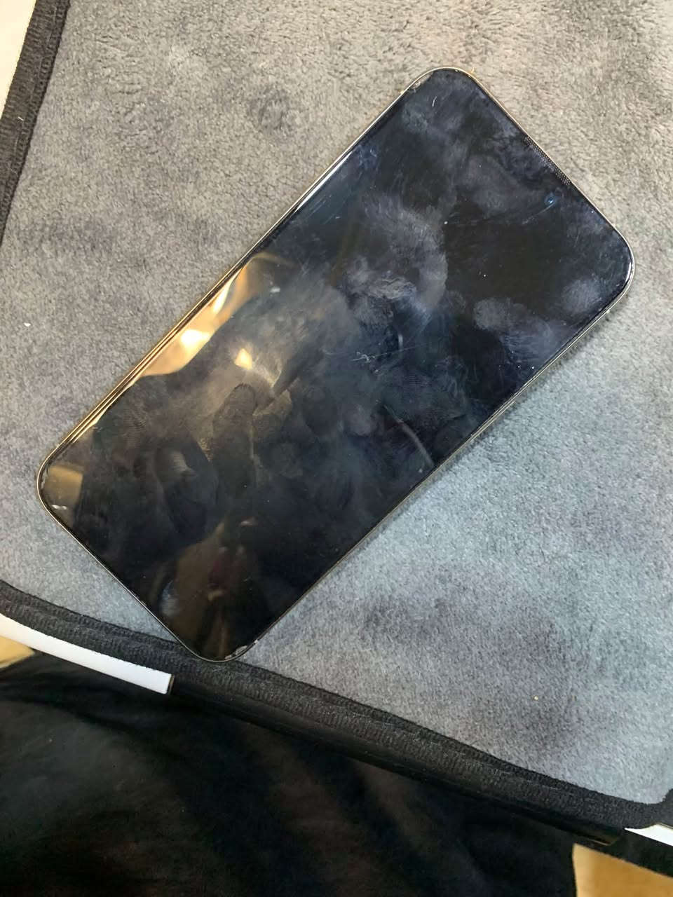15برو ماكس
ذاكره 256

دبل شريحه 

بطاريه 87

الجهاز نضيف كلش واستعمال قليل 
لون سلفر 

900الف قفل 

للتواصل 

***********
