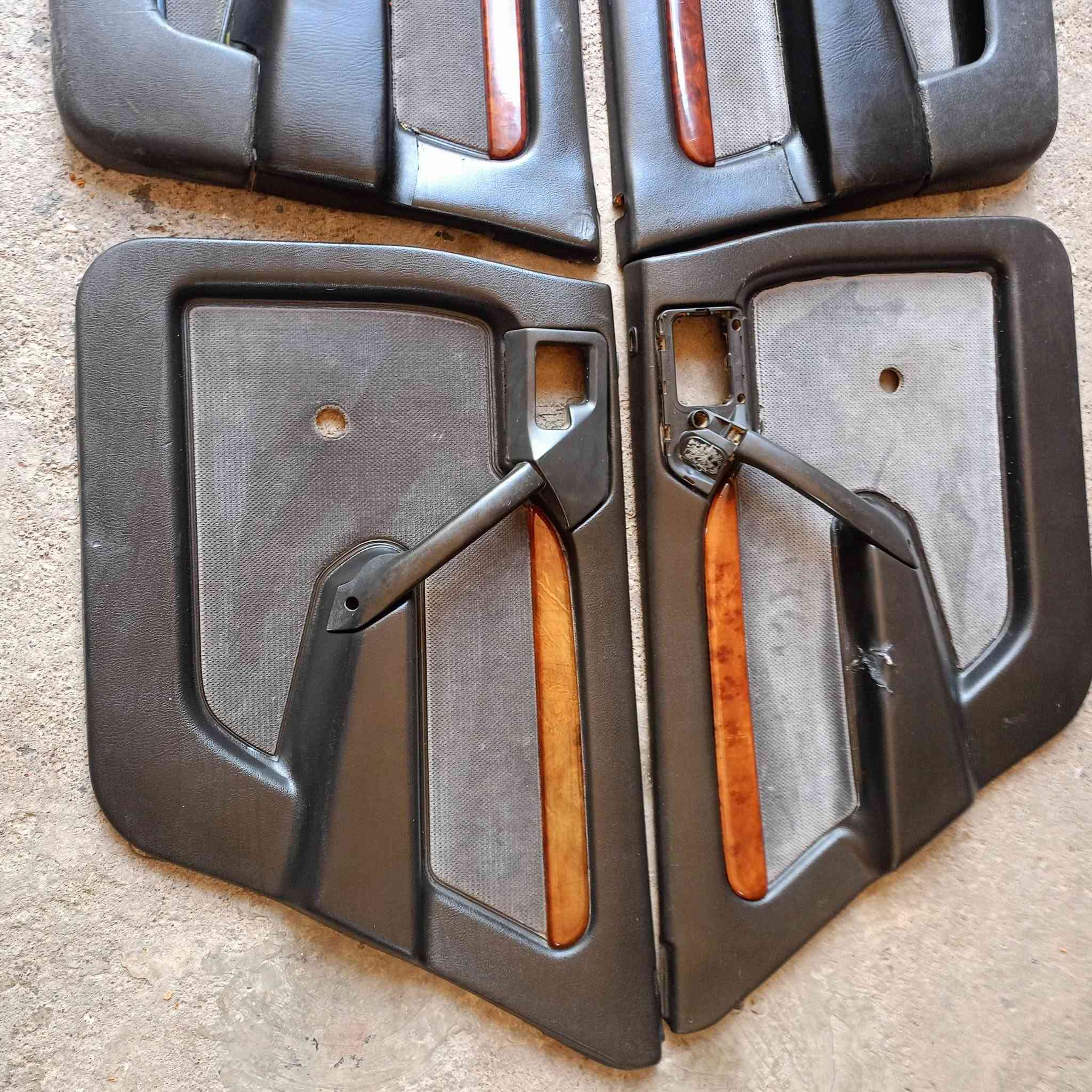بطاين فكترا وغراض البيع مكان موصل ايسر حي البكر سعر أو استفسار على هذا ارقم كورك *********** اوسيا *********** اخوان اسعر ماعرف استفسار على هذا ارقم اني بس انشر وشكرأ كورك بي واتساب

