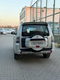 وبركاته بابجيرو موديل 2014  ( السياره مكفوله من صبغ ومن تبديل) فقط بار...