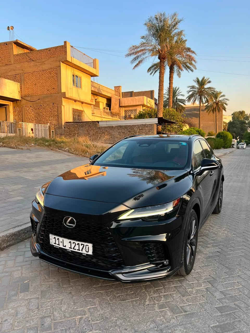 F SPORT RX350 السلام عليكم لكزس
خليحي لكزس بغداد 2023 تحت الضمان إلى سنة 28 شهر السادس كل صيانته ب بشركة لكزس السيارة فول مواصفات داخل احمر 3 شاشات  كشنات خلفية كهرباء ٥ كامرات داتشو أعلى مواصفات السيارة ماشية 70 الف بس بحالة الشركة بدون اي ملاحظة مكفولة من البارد والصبغ جاهزة بدون اي نقص مكان السيارة الكاظمية

السعر 44,500$ هاتف ***********/***********

$
