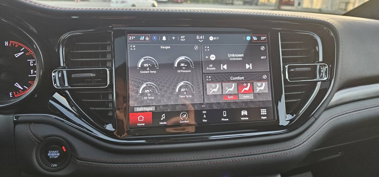Dodge Dourngo Cline title 2025  VIP
دوج دورينكو 2025 R/T Premium مواصفات SRT كزوز ودواخل فقط المكينه هيمي 5.7 بلادي فول مواصفات كلين تايتل وارد كندي كفاله من الدعاميه للدعاميه شرط الفحص مرقم شمالي السنويه باسمي دخول جديد 
اخوان السياره كلين تايتل بدون حادث او ضرر او تبديل او اي شي كفاله من كلشي 
للاستفسار عن السعر التواصل على الخاص او الرقم بيه واتساب
***********
المكان النجف الاشرف
