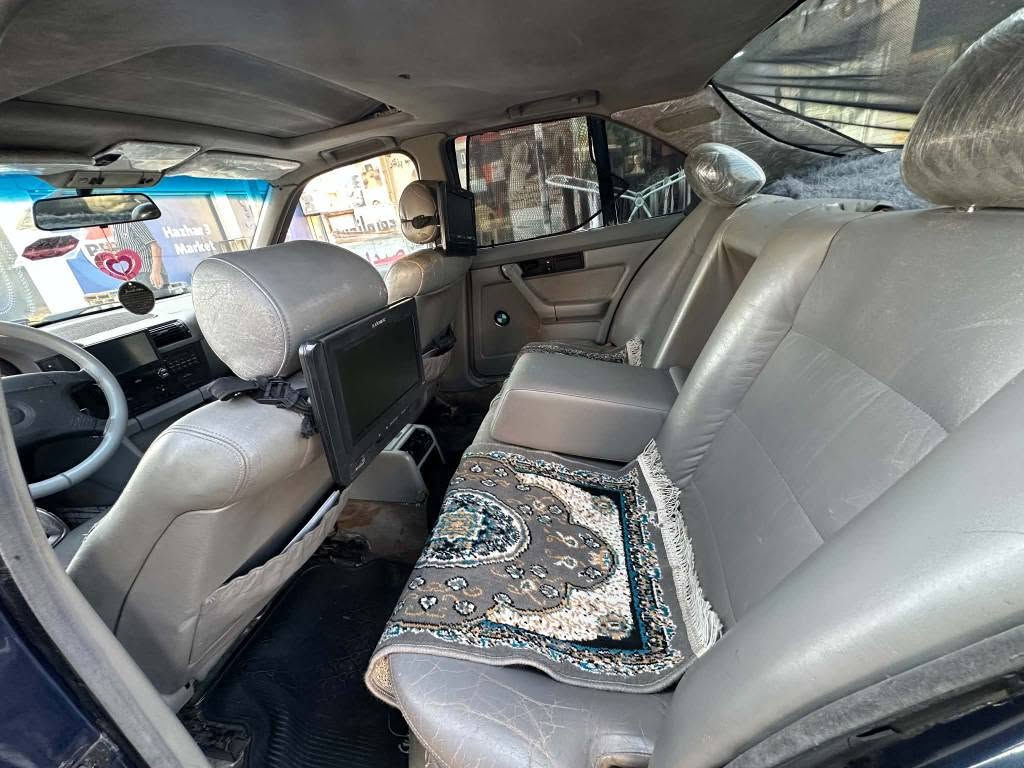 bmw e34 525i A 1990
مۆدیل 90  کرایتە 95 
ئاڕم  پلاستیک 
گێڕ تۆماتیک  ،،،
 مەکینە بیلاد 525ی کەپس و تاک دیجتاڵ
پێش گەورەو ،، لایت فانۆس ، ئاڵقە 
داعەمی پێشو دوای بیلادی 
سبوغ عام کورە لۆ جوانی 
پشت و پێش کەپس قرچ و چاڵ و شوختی نیە  بەدەنەشی  دەسکاری نەکرایە

ناو ڕەساسی    دەبڵ ئەڕباگ 
کوشن ،، جڵد،،،هیتەر،، کارەبایی
تەبرید  بەشەرت  ، تەبرید مەرکەزی
بەرگە دەرگای جاڵد 
4 جام  کارەبایی  
سلاید  کارەبایی 
سوکان  ئەڕباگ 
شاشە ئایپاد
ئاوێنە کارەبایی و گوێ بەرخە
حەوت  کەلە 
ویل موشەبەک 

جوار تایەو ویلی  نوێیە  پاتری نوێیە 
ڕۆنی مەکینەو هایدرۆلیکی گێڕی نویە
گێڕی تەپەی  نیە

چی بەشەرتە؟  دەعامی  لۆ دەعامی  بەشەرت
گێڕو مەکینەو  تەقەو ڕەقەو تەپەو ئەکسل و گاردن و شەیال و  دەعم و بڕاوەو وەرگەڕاو  ئەولیاتی  ئاڕم  و کارەبایی و ڕزیوی بەشەرت 
لەدوای یەک سەنت مەسرەف مەگەڕێ 
موشتەری  ئەوە  ڕەقەم مۆبایل  *********** 
نرخیشی  44 وەرەقەو و یەک مەجالی برایانە كويسينجاك, أربيل
