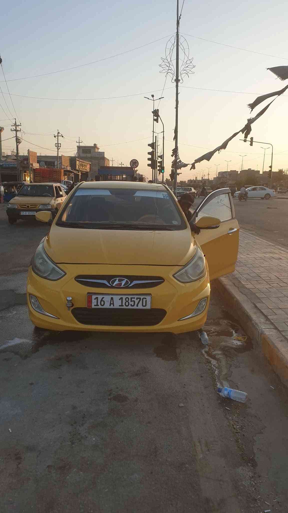 السلام عليكم   اكسنت موديل  14   بيها جاملغ  مبدل   ول ثاني  جاملغ  مفتوح   
كفاله عامه  ما عدا   الموضح  بل صوره  
مصفره  هيئه وغرامات  مداور   نفس اليوم 
السعر  80  قفل  ***********
