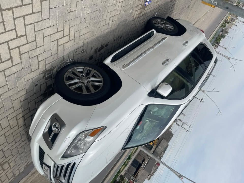 السلام عليكم لكزز مديل ١٢ رقم سليمانيه سعره350 وبيه مجال  فول مواصفات  تحويل وكاله حاظر سياره مكفوله ضربه صبغ ما عده مكانين صغار بيً دي ار  وتكحيل كارت اقل شبر  سياره جديده ماشيه ٢١٠ ًالف سياره جاهزه من كلشي ادامه كامله للسياره اي استفسار رقمي ***********
