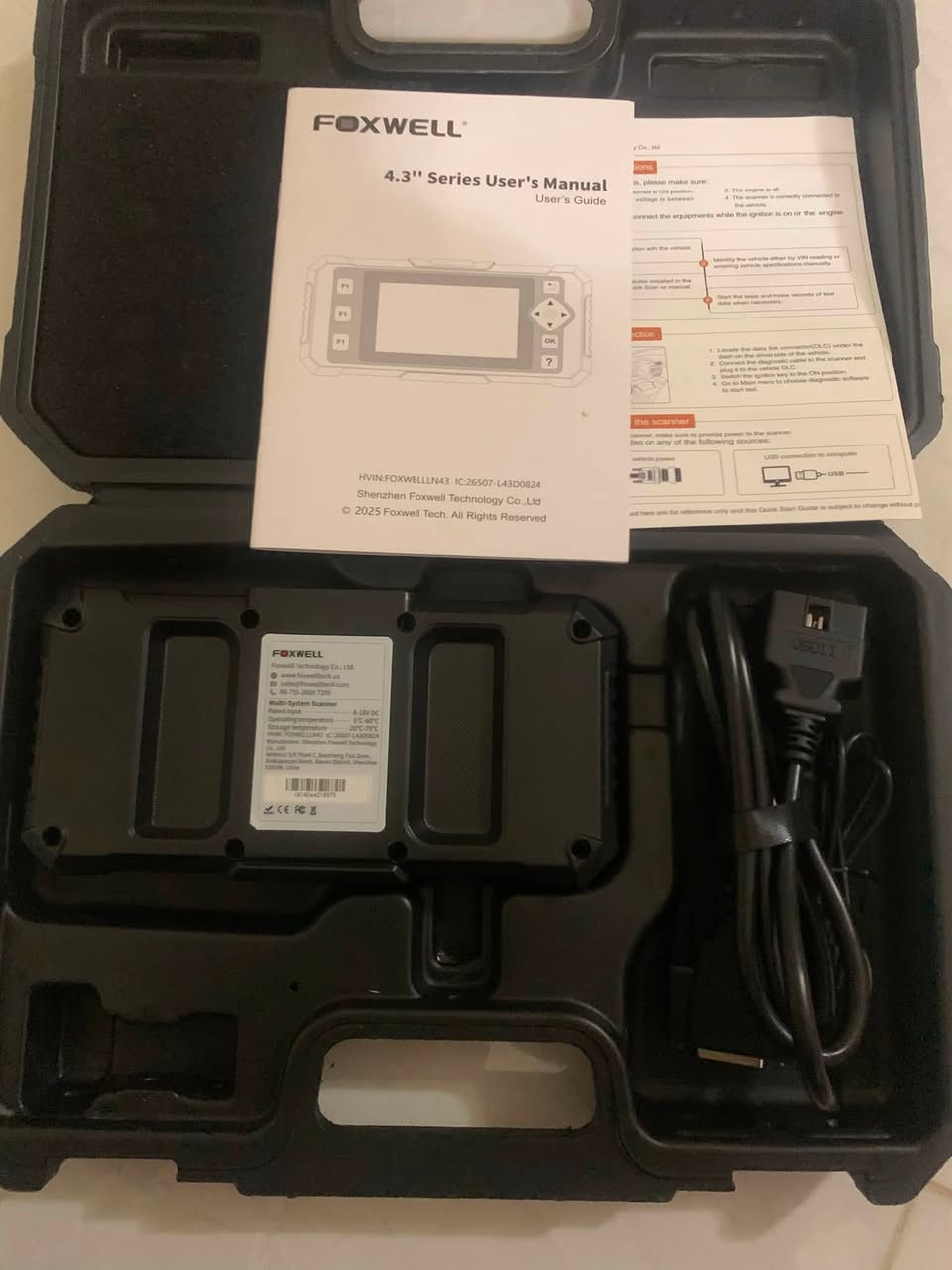 . ***********
السعر ١٥٠

جهاز فحص وتشخيص أعطال السيارات الاحترافي FOXWELL AutoMaster Pro (NT6X4Elite Series) 🚗💻 diagnostic

الحل الشامل والذكي لفحص كافه الأنظمة الأساسية في سيارتك! يساعدك على قراءة ومسح الأعطال ومعرفة أسباب إضاءة لمبات التحذير بكل سهولة ودقة.

🔹تحديث مجاني مدى الحياة

🔹يدعم اللغة العربية

🔹يفحص جميع أنواع السيارات أوربي أمريكي اسيوي صيني

🔹 المواصفات والميزات:

فحص شامل للأنظمة الأساسية الأربعة (4 Systems Diagnosis):

المحرك (Engine Check Light): تشخيص أعطال المحرك ومسح كودات الخطأ.

نظام الفرامل المانع للانغلاق (ABS): فحص حساسية وحالة الفرامل.

نظام الوسائد الهوائية (Airbag / SRS): قراءة وإعادة ضبط أعطال الوسائد الهوائية.

ناقل الحركة (Automatic Transmission / AT): تشخيص مشاكل القير والأداء.

التعرف التلقائي على رقم الشاصي (AutoVIN Scan):

قراءة سريعة ومباشرة لمعلومات السيارة ورقم الشاصي دون الحاجة للإدخال اليدوي.

عرض البيانات المباشرة والرسم البياني (Live Data Stream in Graph):

متابعة أداء الحساسات والأنظمة أثناء التشغيل بشكل مباشر وبياني.

فحص أداء البطارية (Battery Test) ومكتبة الأكواد (DTC Lookup):

البحث السريع عن معاني الأكواد وتوضيح سبب المشكلة مباشرة على الشاشة.

تحديثات مجانية مدى الحياة (Lifetime Free Update):

إمكانية تحديث الجهاز عبر الإنترنت لإضافة أحدث موديلات السيارات.

تصميم عملي ومتين:

شاشة ملونة مع أزرار اختصار سريعة (F1, F2, F3) وهيكل قوي يتضمن حقيبة حماية صلبة (Solid Protective Case).

إرسال رسالة على واتساب
