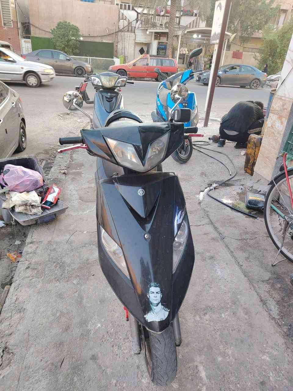 ثعلب جي تي ار
الدراجه رنبه قبل 6 اشهر محرك مفتوح تفيلس وزنجيل بس 
الدراجه مختمه من طول لطول ختم واحد حته المحرك مختم 
الدراجه نضيفه وكامله من كلشي مابيه اي نقص 
السعر 650 وبيه مجال بسيط 
المكان بغداد الشعله
***********
تواجد بلفيس قليل
