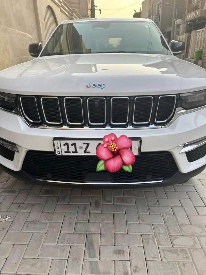 جيب كراند شيروكي وارد امريكي
مواصفات لمتد بلاس بدون فتحة

موديل ٢٣ ماشية ٤٣ الف مايل 

كلين تايتل 

عطلها من امريكا ميكانيكي

كام شفت بارد ايمن تم تبديله بكام شفت اصلي تفصيخ

داخل بيجي

 ستيرن كهرباء تدفئة 

مع تحكمات جهتين وشفتات 

نقطة عمياء وتحديد مسار 

كشنات امامي تدفئة وتبريد كهرباء 

شاحن وايرلس 

كشن السائق خزن

كشنات خلفية تدفئة 

مع منافذ تايب سي امامي خلفي 

شاشة كبيرة تدعم كار بلي

منظومة صوت Alpine

الأبواب الخلفية بردات

مع شاشات خلفية اصلية 

حساس امامي خلفي 

خمس كامرات مع رادار

فور ويل 

اربع أنظمة قيادة 

5 بصمات ابواب وجنطة كهرباء 

منظومة انارة فول زينون مع الكشافات

والسيارة احلى من الصور 

مكانها بغداد/ نفق الشرطة

السعر ٣٥ الف دولار 

رقم الهاتف ***********
