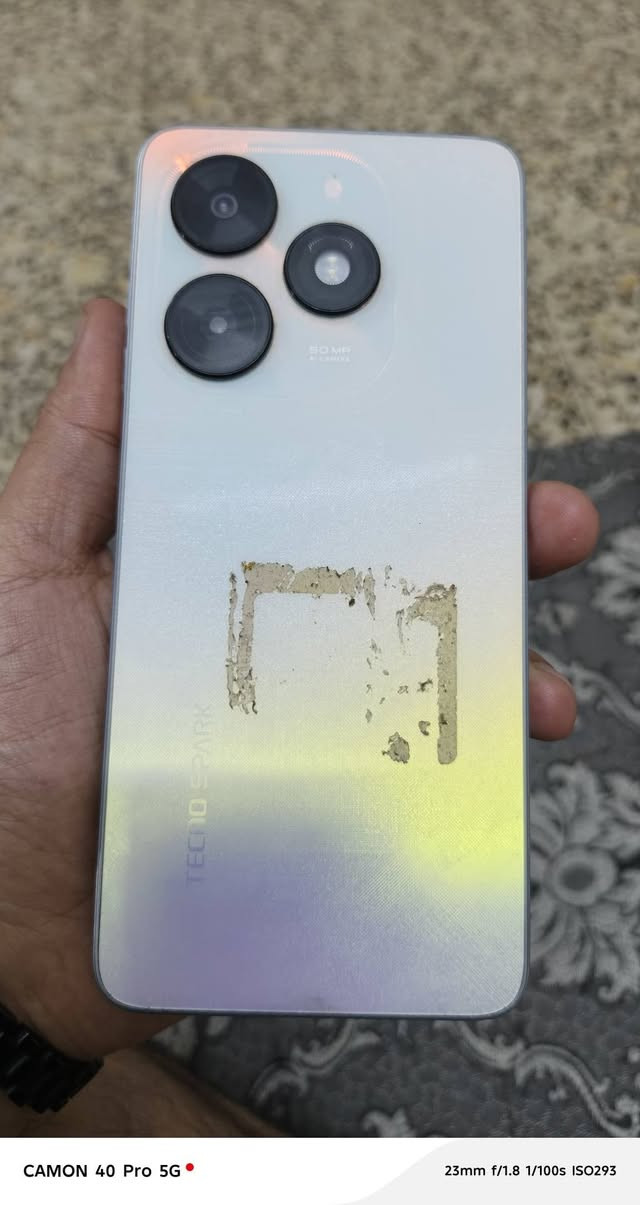 تكنوو للبيع جهاز نضيف مابي عيب فقط شاشه بس ممأثر ع لمس كامل شغال كوكل برامج كلها شغاله اي عيب مابي فقط شاشة واكع عليها 
سعره,,,, 100
