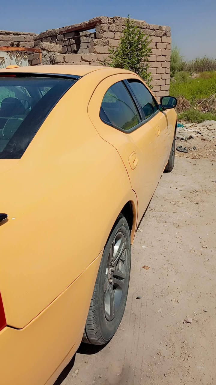 سلام عليكم سياره جاجر ٩اصل سياره البيع  كير و وكسن جيس مكينه.     بيه تنقيص بصيط  حداديه ستين من ميه سعر ٩٢وبيه مجال رقم نجف مشروع وطني خط سفان    ناصريه ***********  السفسار مكان بصره
