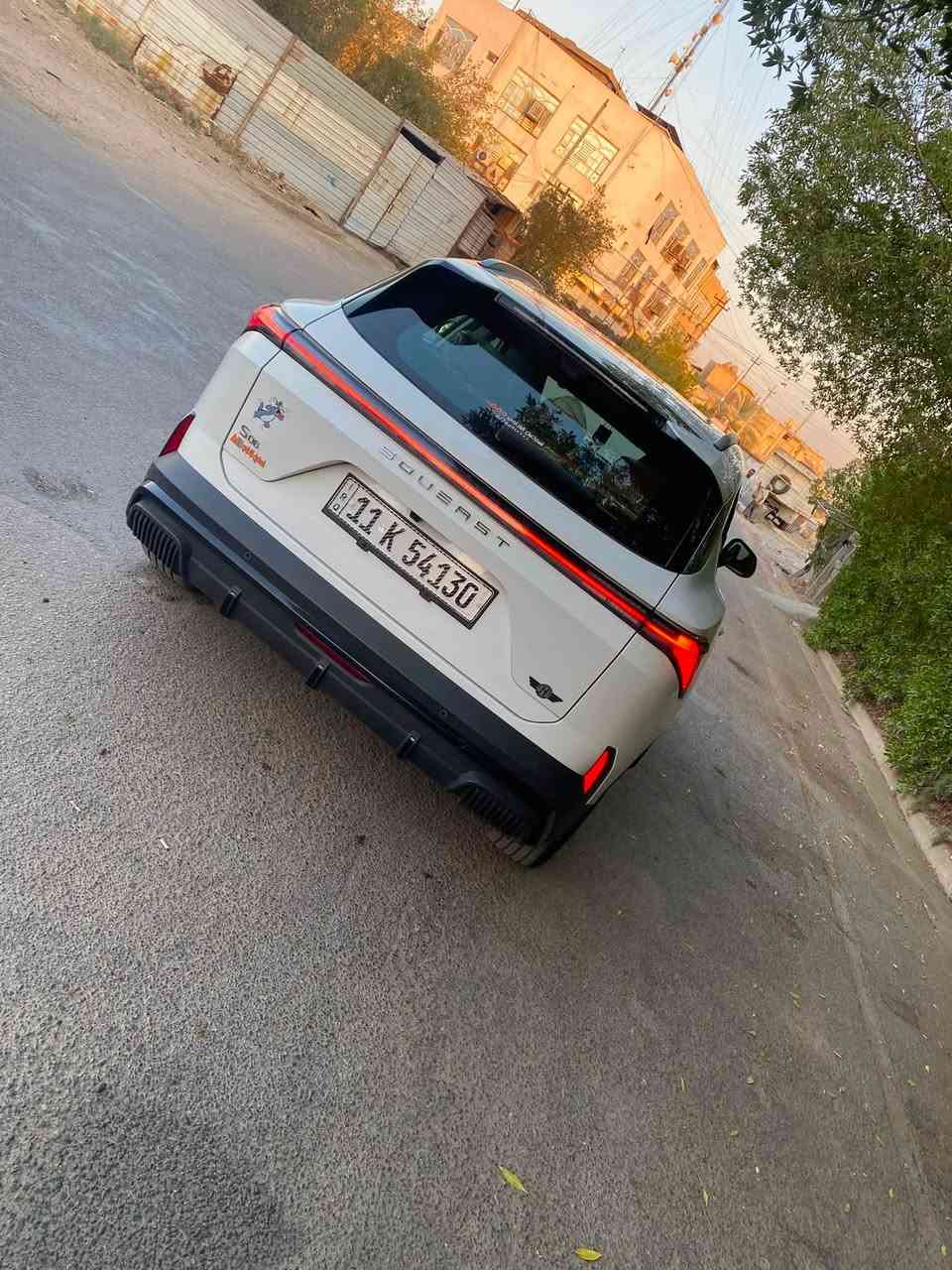 سويست S06 1.6L PREMIUM
العداد: 11 ألف كم
السيارة مشمولة بالضمان لشركة هارلم
مكفولة كفالة عامة
أعلى فئة

المواصفات:

• إطارات قياس 20 إنج
• فتحة سقف بانوراما 1.1 م
• شاشة عرض ترفيهية قياس 15.6 إنج
• شاشة عدادات رقمية قياس 10.25 إنج
• مقصورة الركاب من الجلد الفاخر
• مقعد السائق والراكب كهربائي
• مقاعد السائق والراكب مبردة
• كاميرات محيطية 540 درجة
• مثبت سرعة مع رادار تفاعلي
• نظام مراقبة النقطة العمياء
• نظام تحذير مغادرة المسار
• نظام المساعدة للبقاء في المسار
• نظام الكبح التلقائي في حالة الطوارئ
• نظام القيادة شبه الذاتية
• نظام الفرامل اليدوية الأوتوماتيكي Auto Hold
• نظام التحكم بنزول المنحدرات
• حساسات أمامية
• حساسات خلفية
• نظام التحذير من التصادم الأمامي والخلفي
• نظام أبل كار بلاي وأندرويد أوتو لاسلكي
• نظام صوتي متطور 8 سماعات من Sony
• بلوتوث / هاتف السيارة
• إضاءة محيطية لون أزرق
• إضاءة ترحيبية
• صندوق كهربائي
• المرايا الجانبية قابلة للطي كهربائياً ومدفئة
• مصابيح أمامية أوتوماتيكية LED مع مصابيح نهارية LED
• نظام التحكم الذكي بالإضاءة العالية
• نظام تنقية الهواء بالأيونات PM2.5
• فلتر تنقية الهواء (N95)
• دخول ذكي (بصمة)
• تشغيل عن بعد
• خاصية إغلاق الشبابيك وفتحة السقف عن بعد
• شاحن هاتف لاسلكي سريع
• ماسحات الزجاج الأمامي مع حساس للمطر
• مسند الذراع الوسطي مع ثلاجة
• وضعيات قيادة متعددة
• نظام مراقبة ضغط الإطارات
• وسائد هوائية أمامية وجانبية عدد 6
السعر 30 مليون وبي مجال بسيط 
المكان: بغداد – الكاظمية
للاستفسار والاتصال: ***********
